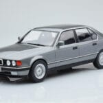 BMW Seria 7 E32 740i Argintiu MCG 1:18