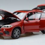 BMW BMW X6M F86 SUV Roșu Norev 1:18 1:18 Metal