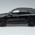 Volkswagen Volkswagen Touareg CR Negru FAW 1:18 1:18 Metal