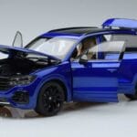Volkswagen Volkswagen Touareg CR Albastru FAW 1:18 1:18 Metal