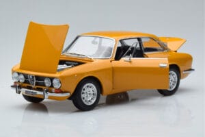 Alfa Romeo 1750 GTV Galben Norev 1:18 187910 Metal - imaginea 2 din 7