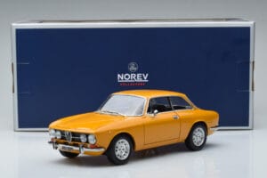 Alfa Romeo 1750 GTV Galben Norev 1:18 187910 Metal - imaginea 7 din 7