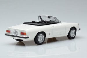 Alfa Romeo 2000 Spider Alb Norev 1:18 187882 Metal - imaginea 2 din 7