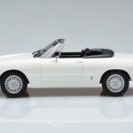 Alfa Romeo 2000 Spider Alb Norev 1:18 - image 4 of 7