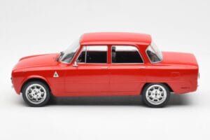 Alfa Romeo Giulia Nuova Super Roșu Custom Wheels MCG 1:18 MCG18333 Metal - imaginea 3 din 6