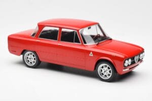 Alfa Romeo Giulia Nuova Super Roșu Custom Wheels MCG 1:18 MCG18333 Metal - imaginea 4 din 6