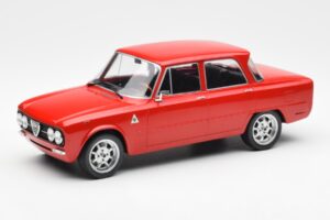 Alfa Romeo Giulia Nuova Super Roșu Custom Wheels MCG 1:18 MCG18333