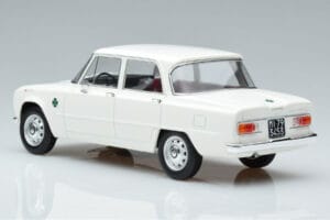 Alfa Romeo Giulia Ti Super Norev 1:18 187970 Metal - imaginea 5 din 6