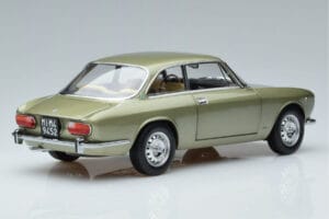 Alfa Romeo GTV 2000 Verde Ediție Limitată Norev 1:18 187913 Metal - imaginea 3 din 7
