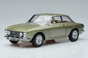Alfa Romeo GTV 2000 Verde Ediție Limitată Norev 1:18 187913 Metal