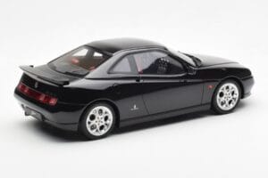 Alfa Romeo GTV V6 916 Negru Otto 1:18 OT1057 Rășină - imaginea 2 din 6