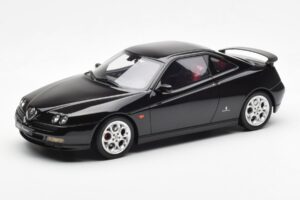 Alfa Romeo GTV V6 916 Negru Otto 1:18 OT1057
