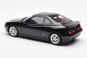 Alfa Romeo GTV V6 916 Negru Otto 1:18 OT1057 Rășină - imaginea 5 din 6