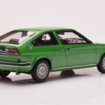Alfa Romeo Alfasud Sprint Verde Otto 1:18 - image 2 of 6