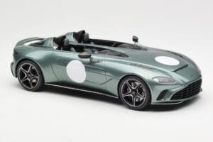 Aston Martin V12 Speedster Verde Metallic GT Spirit 1:18 GT906 Rășină - imaginea 4 din 6