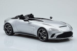 Aston Martin V12 Speedster Argintiu GT Spirit 1:18 GT430 Rășină - imaginea 4 din 6