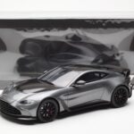 Aston Martin V12 Vantage Magnetic Argintiu GT Spirit 1:18 GT443 - image 6 of 6