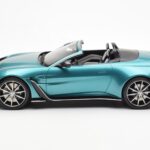 Aston Martin V12 Vantage Roadster Tayos Turcoaz Verde GT Spirit 1:18 GT445 - image 3 of 6