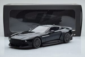 Aston Martin Victor Negru GT Spirit 1:18 GT428 Rășină - imaginea 6 din 6