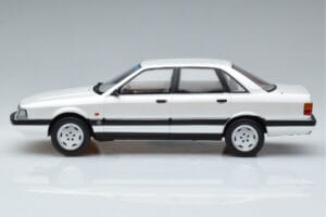 Audi 200 Quattro C3 Alb Otto 1:18 OT408 Rășină - imaginea 3 din 6