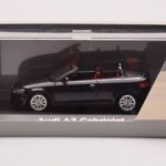 Audi A3 8P Cabriolet Negru Minichamps 1:43 - image 4 of 4