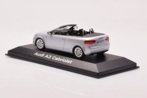Audi A3 8P Cabriolet Argintiu Minichamps 1:43 5010803323 Metal - imaginea 3 din 4