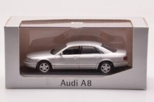 Audi A8 D2 Argintiu Minichamps 1:43 433013006 Metal - imaginea 4 din 4