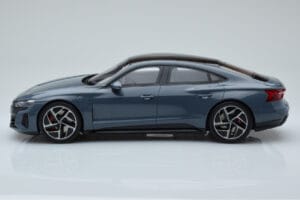 Audi E-Tron GT Gri GT Spirit 1:18 GT393 Rășină - imaginea 3 din 6
