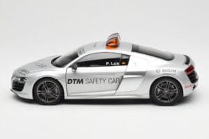 Audi R8 5.2 DTM Safety Car 2010 Kyosho 1:18 09216DTM Metal - imaginea 4 din 8