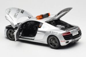 Audi R8 5.2 DTM Safety Car 2010 Kyosho 1:18 09216DTM Metal - imaginea 5 din 8