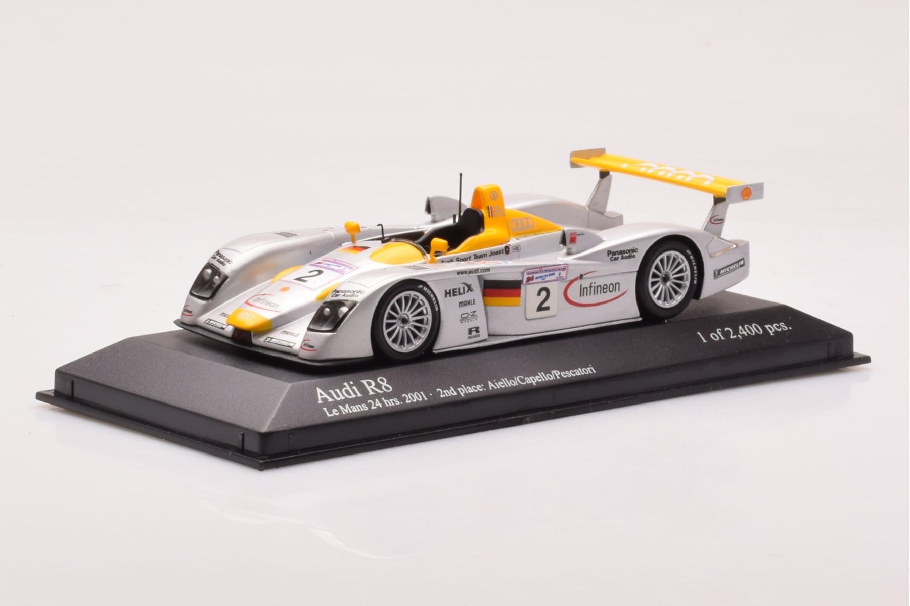 Audi R8 Infineon #2 L. Aiello / R. Capello / Pescatori 2nd Place 24 Hours of Le Mans 2001 Minichamps 1:43 400011202 Metal - imaginea 2 din 4
