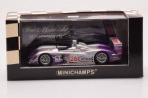 Audi R8 LMP900 #28 F. Biela / P. Kaffer / A. McNish 12 Hours of Sebring Winner 2004 Minichamps 1:43 4000412328 Metal - imaginea 4 din 4