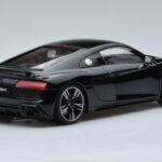 Audi R8 Performance Negru Kengfai 1:18 - image 3 of 10
