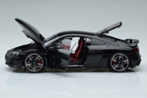 Audi R8 Performance Negru Kengfai 1:18 VAKF-0353 Metal - imaginea 4 din 10