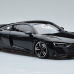 Audi R8 Performance Negru Kengfai 1:18 - image 6 of 10