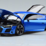 Audi R8 Performance Albastru Kengfai 1:18 - image 2 of 10