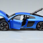 Audi R8 Performance Albastru Kengfai 1:18 - image 4 of 10