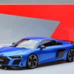 Audi R8 Performance Albastru Kengfai 1:18 - image 10 of 10