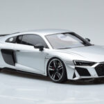 Audi R8 Performance Argintiu Kengfai 1:18 - image 6 of 10