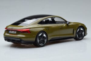 Audi RS E-Tron GT Măsliniu Norev 1:18 188380 Metal - imaginea 2 din 6