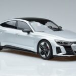 Audi RS e-tron GT Argintiu Norev 1:18 188381 Metal - image 4 of 6