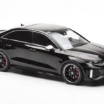 Audi RS3 8Y Sedan Negru MCG 1:18 - image 4 of 6