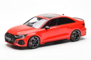 Audi RS3 8Y Sedan Roșu MCG 1:18 MCG18451