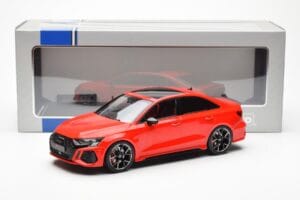 Audi RS3 8Y Sedan Roșu MCG 1:18 MCG18451 Metal - imaginea 6 din 6