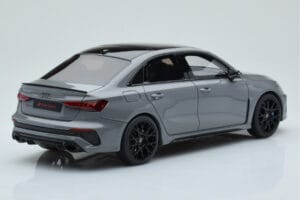 Audi RS3 8Y Sedan Performance Edition Gri GT Spirit 1:18 GT885 Rășină - imaginea 2 din 6
