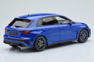 Audi RS3 8Y Sportback Performance Edition Nagaro Albastru GT Spirit 1:18 GT884 Rășină - imaginea 2 din 5