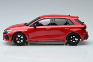 Audi RS3 8Y Sportback Roșu GT Spirit 1:18 GT378 Rășină - imaginea 3 din 6