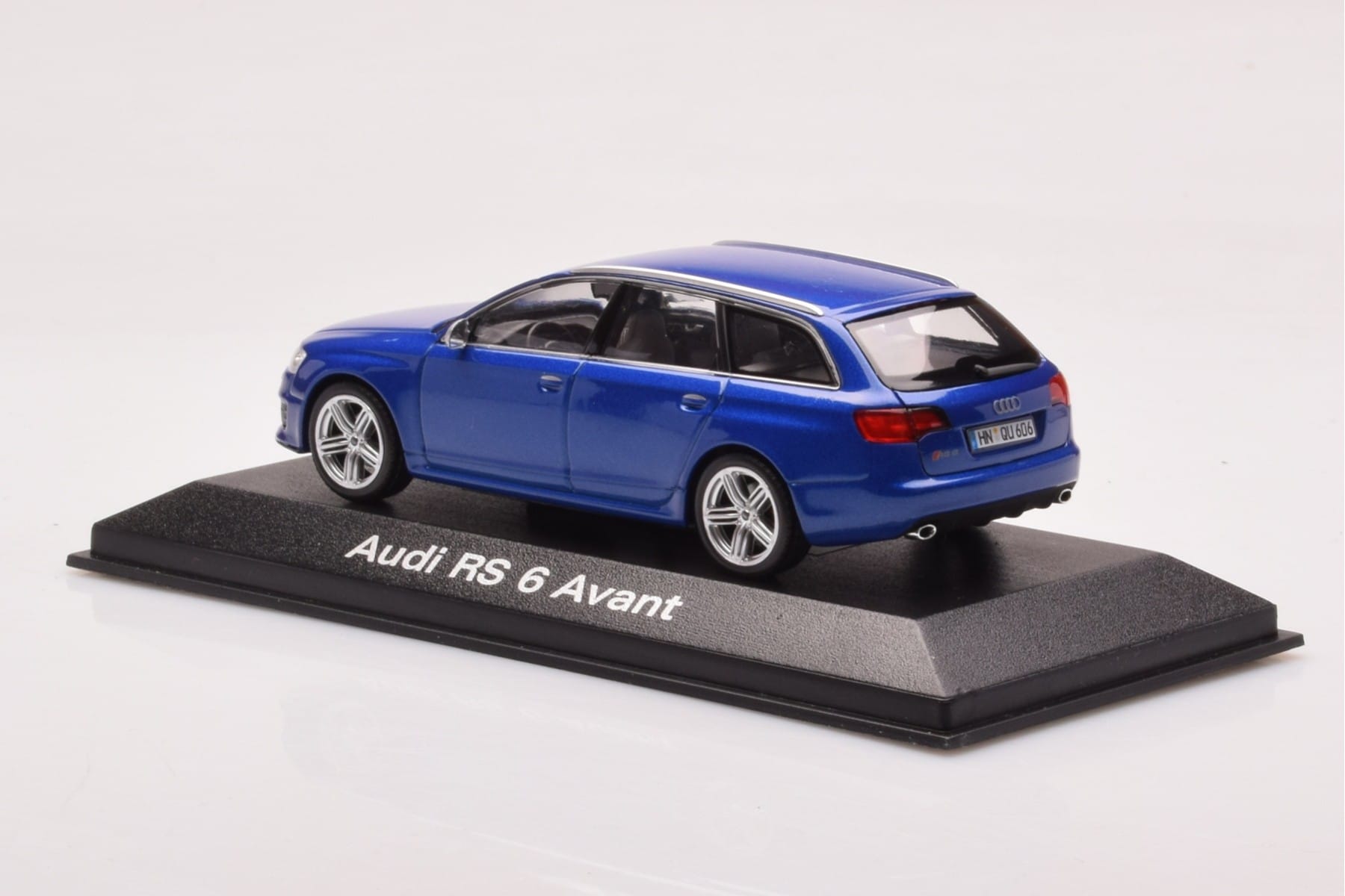 Audi RS6 C6 Sepang Albastru Minichamps 1:43 5010710223 Metal - imaginea 3 din 4