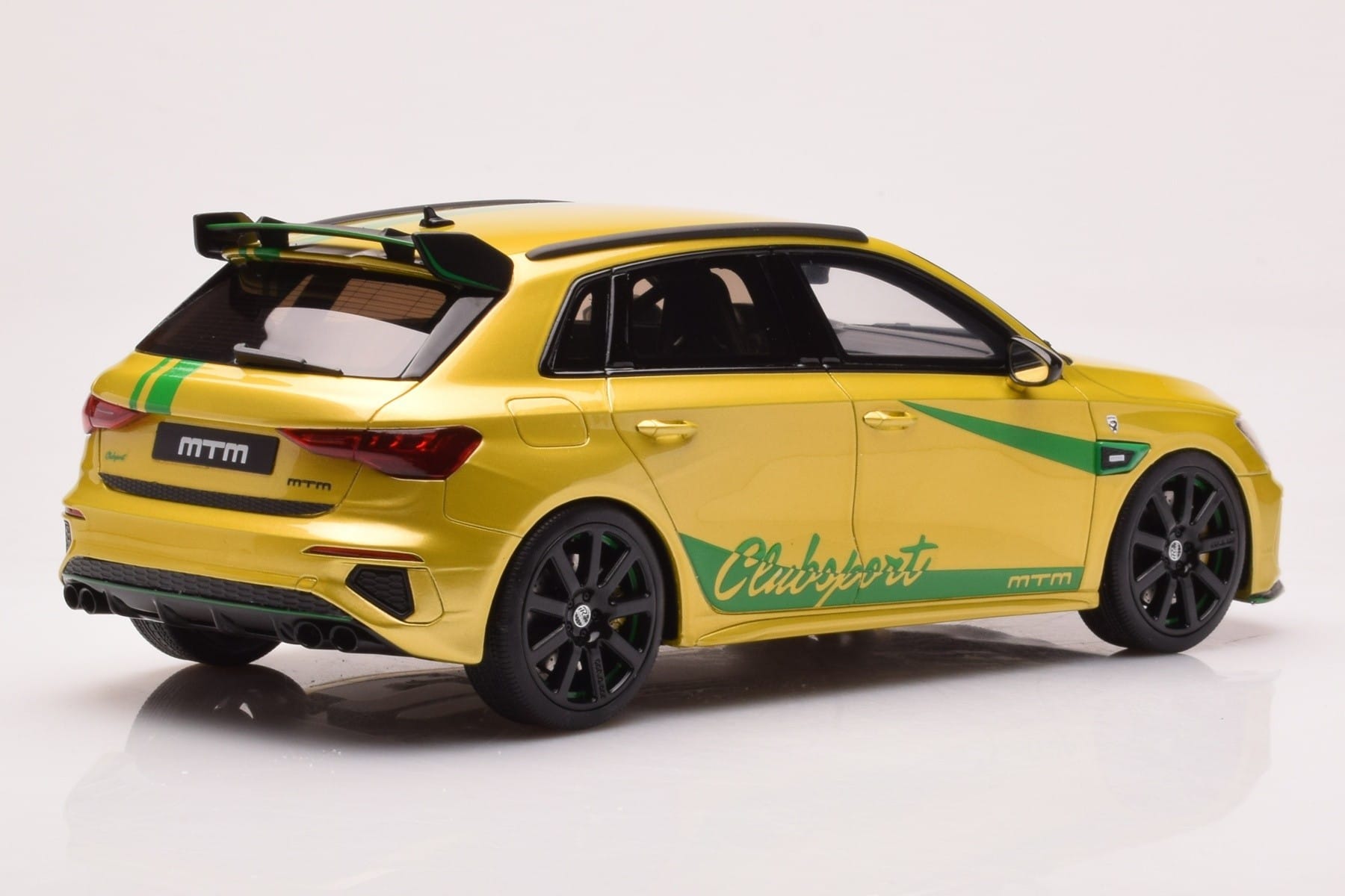 Audi S3 8Y MTM Clubsport Galben GT Spirit 1:18 GT891 Rășină - imaginea 2 din 6