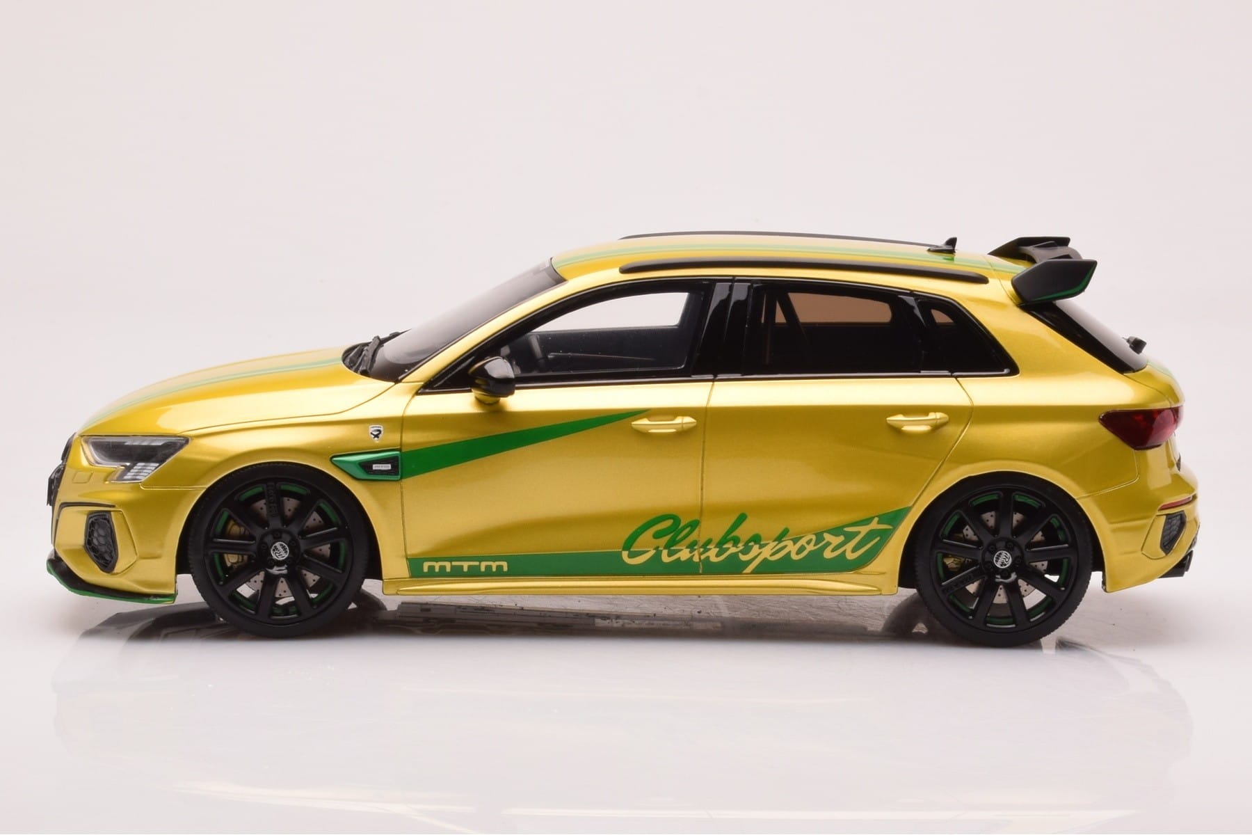 Audi S3 8Y MTM Clubsport Galben GT Spirit 1:18 GT891 Rășină - imaginea 3 din 6